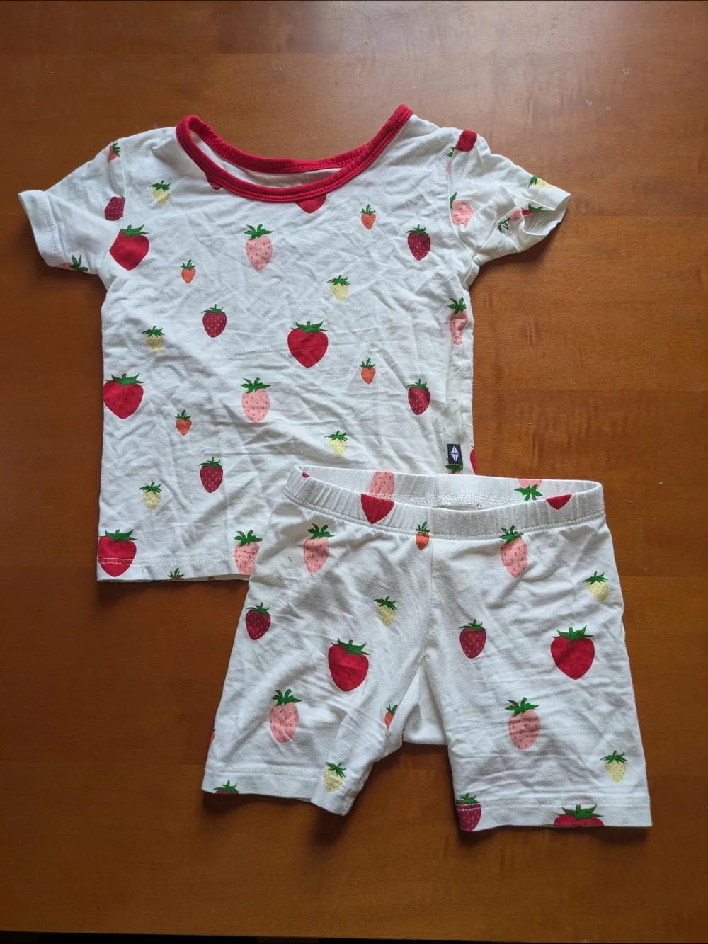 Kyte BABY Strawberry Print Pajama Set with Red Trim
